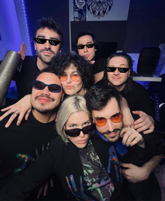 Grupo musical SOMOS EMIGRANTES